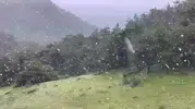 Haziran kapıdayken Akdağ’da kış geri döndü