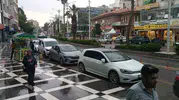 Şanlıurfa'da güneşli öğle saatleri yerini aniden sağanağa bıraktı
