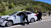 Bolu trafiğinde polisten pratik çözüm