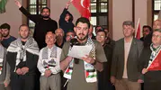Sakaryalılar İsrail’in denizdeki müdahalesine karşı meydanlara indi