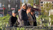 Yüksekovalılar bayram sabahını sevdiklerinin kabri başında karşıladı