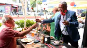 Norveçliler Kemer sokaklarını bayram coşkusuyla doldurdu