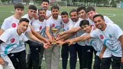 Salihli Ülküspor yenilgisiz şampiyonluk kupasını havaya kaldırdı