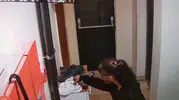 Eskişehirde apartman koridoruna giren hırsızlar bayramlıkları böyle götürdü