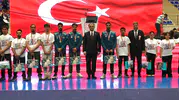 Vanlı gençler 19 Mayıs için Nur Tatar Spor Salonu'nda buluştu
