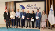 Düzce Üniversitesi idari personeline performans ödülü