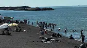 Akçakoca sahillerinde bayram bereketi yaşanıyor