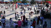 Düzce 19 Mayıs coşkusunu sokaklarda yaşadı