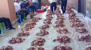 Mardinli köylüler kurbanlarını ortak kesip herkese eşit paylaştırdı