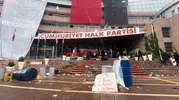 CHP Genel Merkezi'nde kaos ve tahliye krizi yaşanıyor