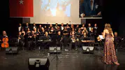 Bursalılar Zeki Müren şarkılarıyla nostalji rüzgarına kapıldı