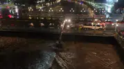 Yeşilırmak taştı Tokat'ta Atatürk Köprüsü yaya geçişine kapatıldı