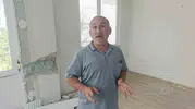 Antalya’da çatlayan binada korku dolu bekleyiş