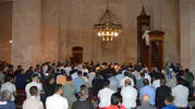 Mardin’in tarihi Ulu Camii’nde bayram sabahı coşkusu