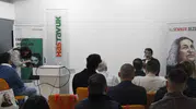 Oyuncu Arif Pişkin şiirleri Bursa'daki fabrikaya ve okullara taşıdı