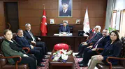 Zonguldak SGK çalışanları Sosyal Güvenlik Haftası için Valiyi ziyaret etti