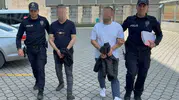 İşten çıkarılan adam eski patronuna silah çekti