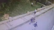 Büyükçekmece'de parktaki bıçaklı kavganın görüntüleri ortaya çıktı