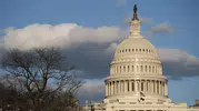 Senato Trump’ın İran’a tek başına savaş açmasını engelledi