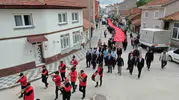 İnönü sokakları 19 Mayıs coşkusuyla kırmızı beyaza büründü