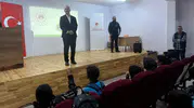 Demirözü’nde öğrencilere atık yönetimi eğitimi verildi