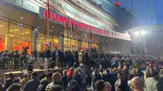 CHP genel merkezinde hareketli saatler ve portre krizi