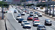 Tatilciler yola çıktı Çamlıca gişelerinde trafik yoğunluğu arttı