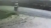 Malatya yolunda minibüsün takla attığı anlar kameraya yansıdı