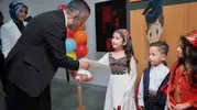 Esenyurtlu minikler mezuniyet heyecanını sahnede yaşadı