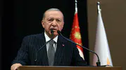 Erdoğan teşkilatına seslendi Gösteri değil hizmet makamındasınız