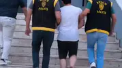 Kuşadası'nda 25 yıl hapis cezası olan firari yakalandı
