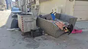 Eskişehir sokaklarında koltuk yığınları belediyeyi ve vatandaşı bezdirdi