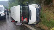 İzmir'de işçi servisi şarampole uçtu 1 ölü, 10 yaralı
