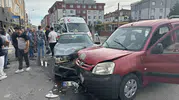 Muratlı’da iki otomobil çarpıştı