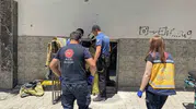 Arnavutköyde evinde kilitli kalan hasta camdan sesini duyurdu