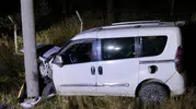 Keşan'da alkollü sürücü direğe çarparak kaza yaptı