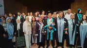 64 yaşında üniversiteyi bitirdi, başarısıyla gençlere örnek oldu