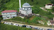 Rize’deki feci kazada hayatını kaybeden genç kız son yolculuğuna uğurlandı