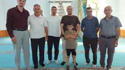 Burhaniye camilerinde görev değişimi dostlukla yürüyor