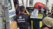 Eskişehir’de kamyonlar çarpıştı Bir sürücü hurdaya dönen araçta sıkıştı