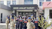 Serik jandarmasından uyuşturucu çetesine şafak operasyonu