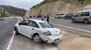 Adıyaman Besni yolunda iki araç birbirine girdi