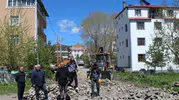 Hanak sokakları yenileniyor
