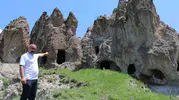 Erzurum’un bin yıllık gizemli kalesi turizme açılmayı bekliyor