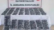 Kayseri'de kargo paketinden 3 milyon liralık kaçak gözlük çıktı
