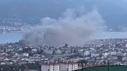 Derince'de gecekondu yangını mahalleliyi sokağa döktü