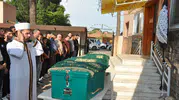 İzmir'deki bıçaklı kavgada hayatını kaybeden Erdem toprağa verildi