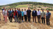 Yatağan çiftçisi tarlaya indi bereket duası yapıldı