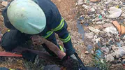 Adıyaman'da yangına müdahale eden itfaiye eri bataklığa saplandı