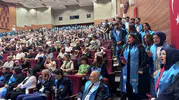 Kayseri Üniversitesi mezuniyetinde dikkat çeken sadakat yemini